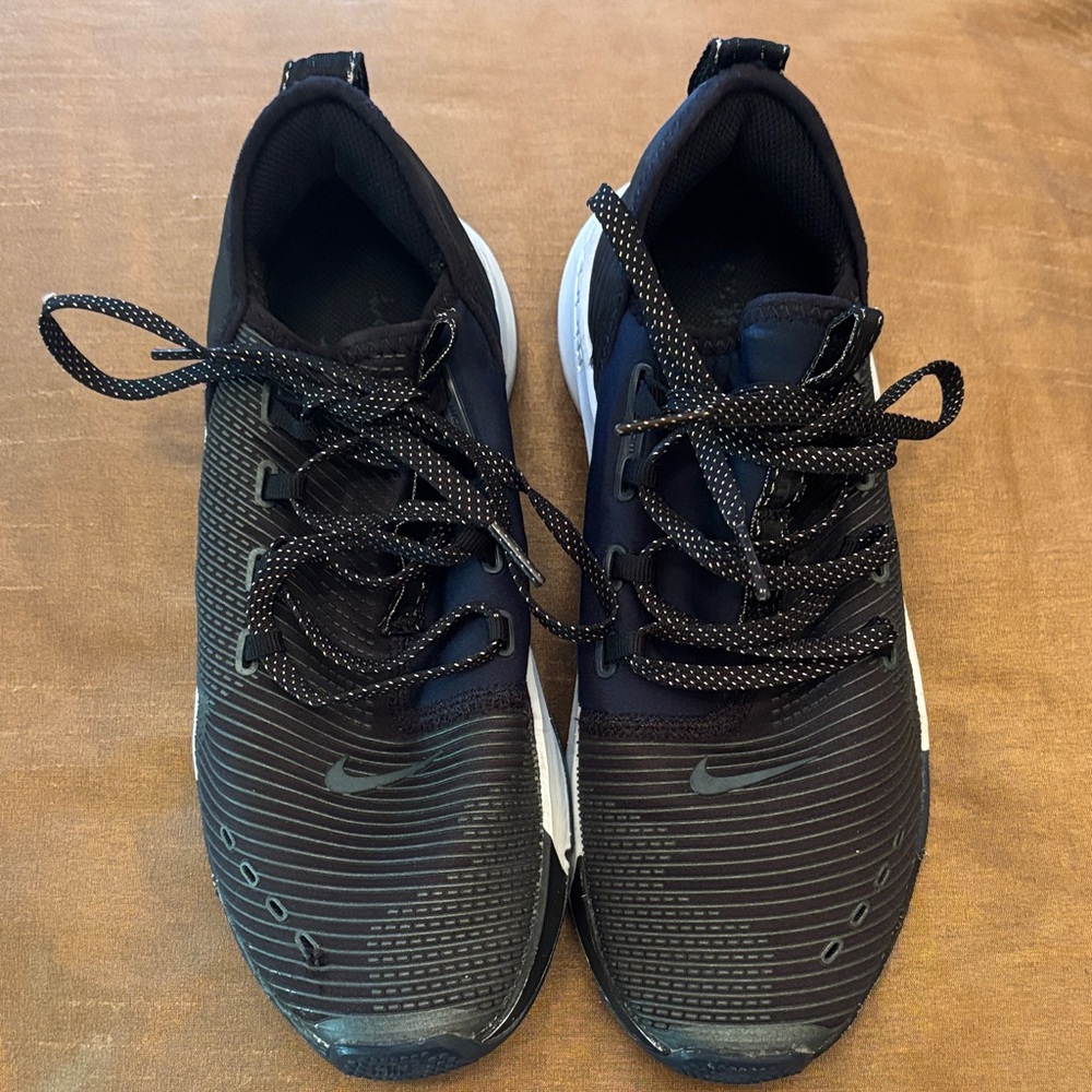 Nike Black and White Athletic Shoes